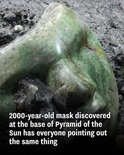 2,000-Year-Old Mask Unearthed in Ancient Mexican Pyramid – factus24.com - 2000 Year Old Mask Found In Mexico